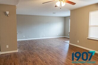 700 NW 89th St in Oklahoma City, OK - Building Photo - Building Photo