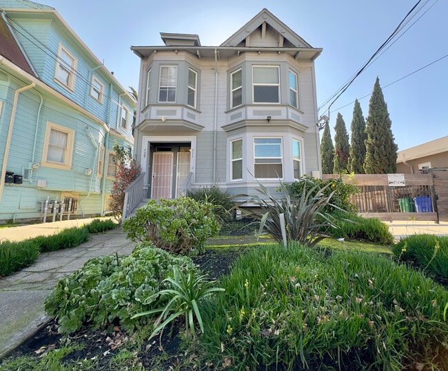 property at 711 32nd St