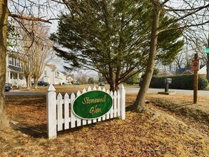 816 Francis Rd in Glen Allen, VA - Building Photo - Building Photo