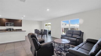 5440 Logan Cave Ave in Wimauma, FL - Building Photo - Building Photo