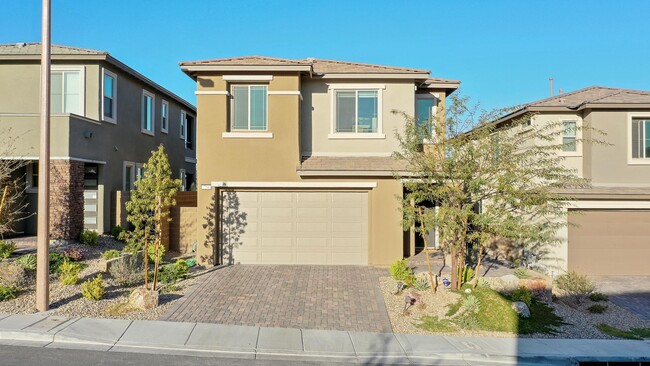 754 Rogue Wave Street in Las Vegas, NV - Building Photo - Building Photo