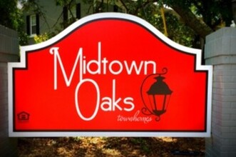 Midtown Oaks Townhomes in Mobile, AL - Building Photo - Building Photo