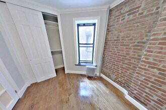 120 E 102nd St in New York, NY - Building Photo - Building Photo