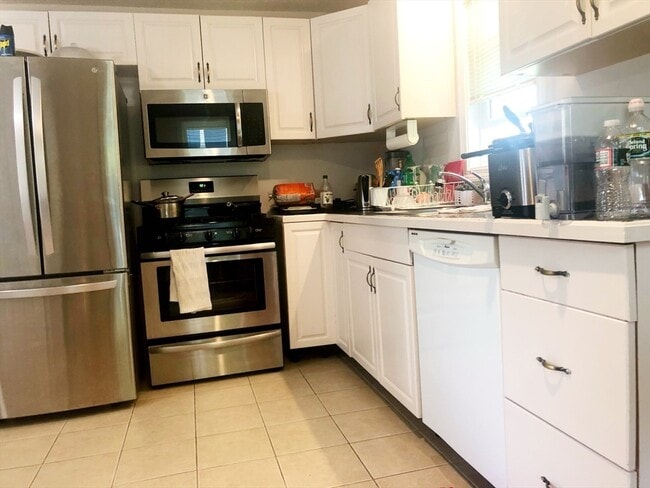 257 Hudson St in Northborough, MA - Building Photo - Building Photo