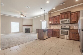 15900 Cantera Creek Dr in Edmond, OK - Building Photo - Building Photo