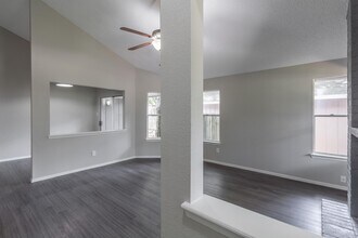 3118 Lucida Ln in Spring, TX - Building Photo - Building Photo