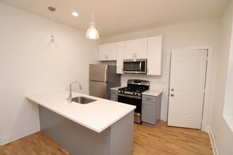 1544 N Bosworth Ave in Chicago, IL - Building Photo - Building Photo