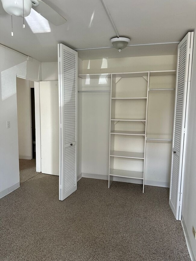 1050 Kinau St in Honolulu, HI - Building Photo - Building Photo