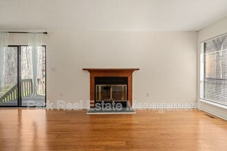 222 Poplar St in Chapel Hill, NC - Building Photo - Building Photo