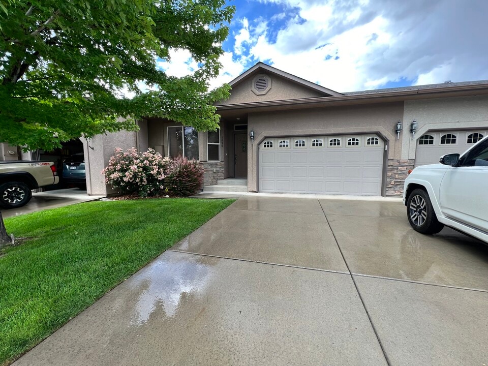 1616 Treehaven Ct in Grand Junction, CO - Building Photo