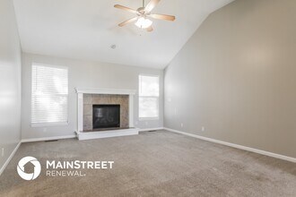 1115 Manse Dr in Raymore, MO - Building Photo - Building Photo