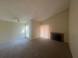 2227 Madison Dr in Arlington, TX - Building Photo