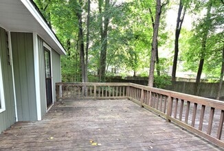 1048 Ridgemeadow Ln in Rocky Mount, NC - Building Photo - Building Photo