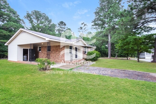 2409 CoCo Rd in Columbia, SC - Building Photo - Building Photo