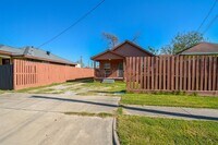 6631 Avenue S photo'