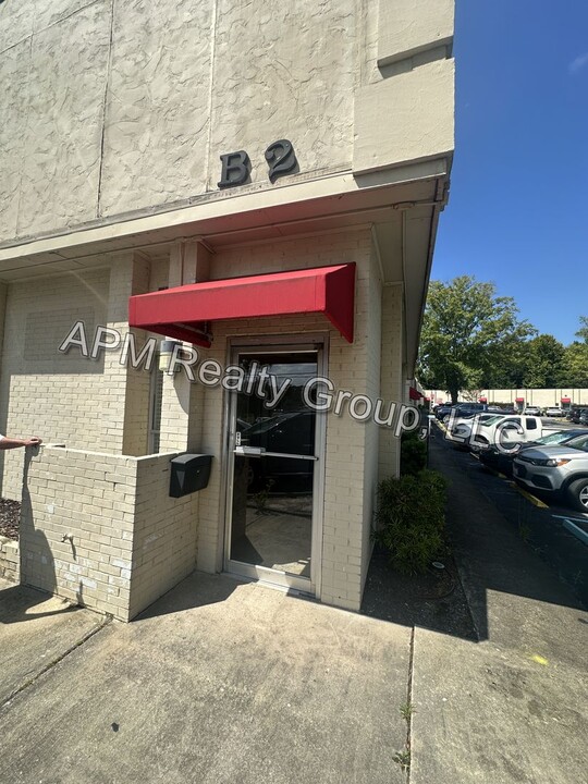 6941 N Trenholm Rd in Columbia, SC - Building Photo