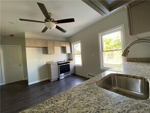 94 Westland St in Hartford, CT - Building Photo - Building Photo