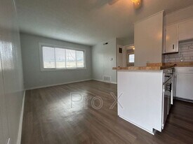 969 W Holly St in Fayetteville, AR - Building Photo