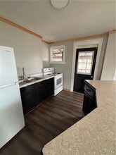 116 S Meadow St in Watertown, NY - Building Photo - Building Photo