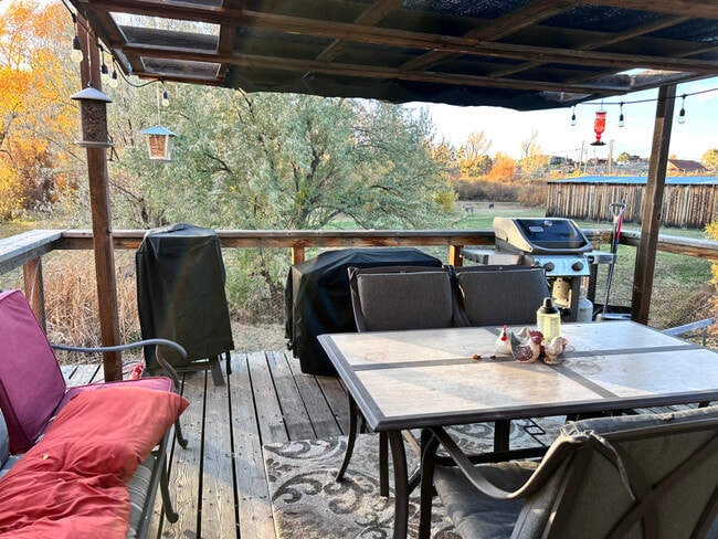 258 NM-150 in El Prado, NM - Building Photo - Building Photo