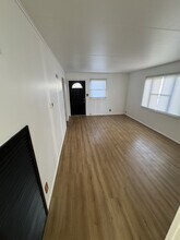2916 Reynolds St in Fort Wayne, IN - Foto de edificio - Building Photo