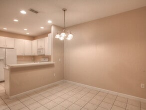 1274 Falling Star Ln in Orlando, FL - Building Photo - Building Photo