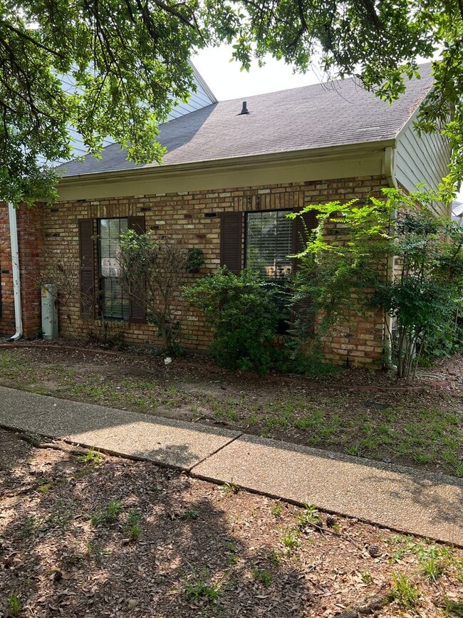 property at 6154 Buncombe Rd