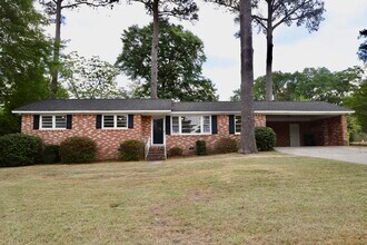 1912 Dominion Dr in Columbia, SC - Building Photo - Building Photo