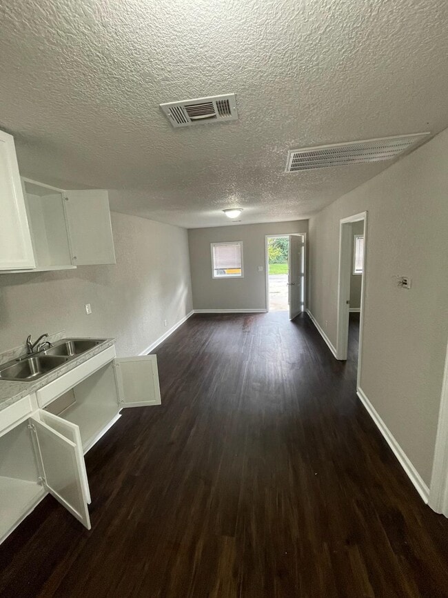1624 Stewart St, Unit 4 in Blytheville, AR - Building Photo - Building Photo
