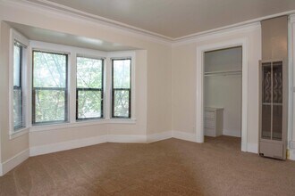 Madison Court in Seattle, WA - Building Photo - Interior Photo