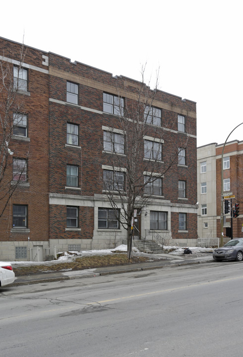 3636 Décarie in Montréal, QC - Building Photo