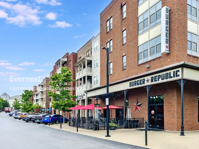 7235 Althorp Way in Nashville, TN - Foto de edificio