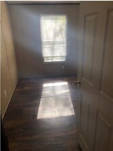 821 N Smith St in Malakoff, TX - Building Photo - Building Photo