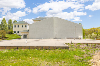 Inn at Secretariat Estates in Rochester, NH - Foto de edificio - Building Photo