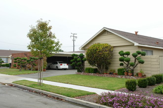 680 Carmelita Dr in Salinas, CA - Building Photo - Building Photo