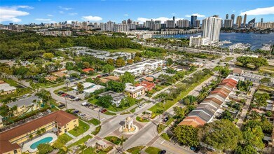 2335 NE 172nd St in North Miami Beach, FL - Building Photo - Building Photo