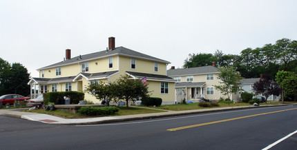 Lakeview Manor in Weymouth, MA - Building Photo - Building Photo