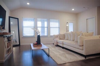 3025 Zinnia St in Royse City, TX - Building Photo - Building Photo