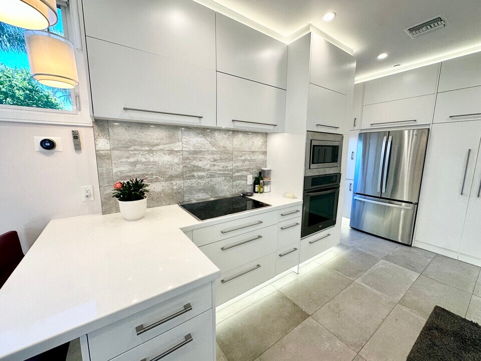 2315 24th St in Santa Monica, CA - Foto de edificio