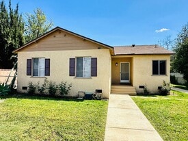 1375 N Sunflower Ave in Covina, CA - Building Photo