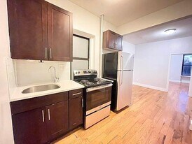 1883 Amsterdam Ave in New York, NY - Building Photo