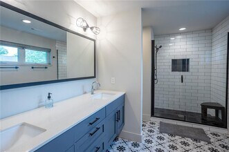 808 S Locust Ave in Fayetteville, AR - Building Photo - Building Photo