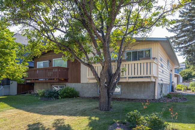 2403 24A St SW