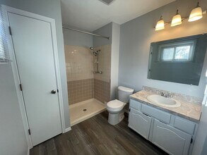 11803 S 27th St in Bellevue, NE - Building Photo - Building Photo