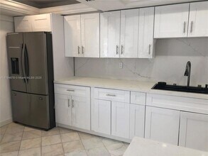 18041 Biscayne Blvd, Unit PH02 in Aventura, FL - Building Photo - Building Photo
