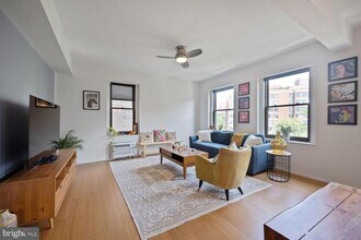 1316 New Hampshire Ave NW in Washington, DC - Building Photo - Building Photo