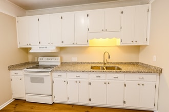 1007 Ava St in Burlington, NC - Building Photo - Building Photo