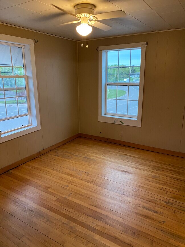 26 S Main St Rentals in Lanse, MI