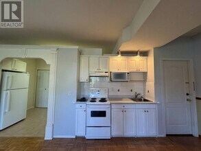 19866 Hammond Rd in Pitt Meadows, BC - Building Photo - Building Photo