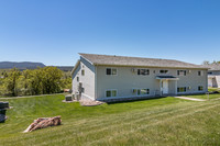 Butte Ridge Apartments in Sturgis, SD - Foto de edificio - Building Photo